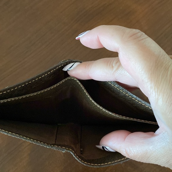 Gucci Wallet - Picture 6 of 15